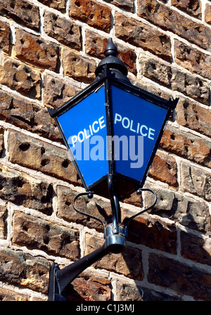 Blaue Lampe Polizei melden. Stockfoto