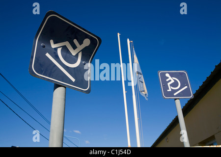 Wegweiser-Rollstühle Stockfoto