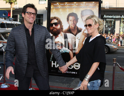 Jim Carrey und Jenny McCarthy die Weltpremiere von "The Hangover" an Graumans Chinesisches Theater Los Angeles, Kalifornien- Stockfoto