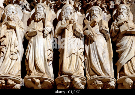 Portugal Alentejo Évora Kathedrale St. Maria erbaut im gotischen Stil der Haupteingang sich mit Skulpturen von schmückt der Stockfoto