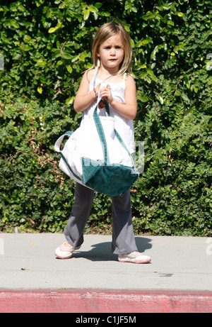 Coco Arquette Heimweg von der Schule Los Angeles, Kalifornien - 04.06.09 Stockfoto