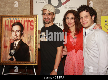 Lin-Handbuch Miranda, Valerie Smaldone und Thomas Kail Portrait Enthüllung und Party zu Ehren von Lin-Manuel Miranda und die Besetzung von Stockfoto