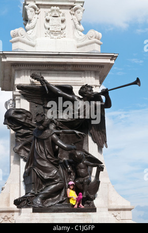 Quebec City, Quebec, Kanada. Samuel de Champlain Statue in der Altstadt. Stockfoto