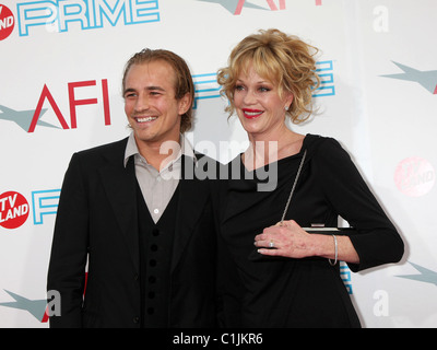 Jesse Johnson und Melanie Griffith AFI Lifetime Achievement Award: A Tribute to Michael Douglas anlässlich von Sony Bilder Studios - Stockfoto