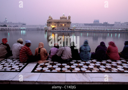 Indien, Penjab Staat, Amritsar, Harmandir Sahib (Golden Temple), Sikh spirituelle und Kulturzentrum Stockfoto