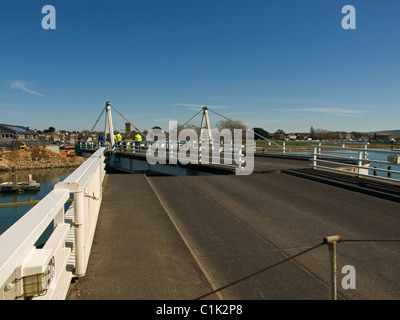 Swing Bridge drehen bei Yarmouth Isle Of Wight England UK Stockfoto