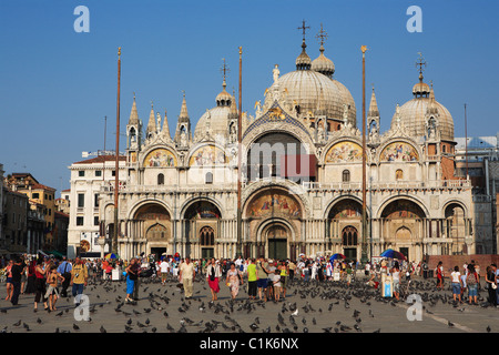 Italien, Veneto, Venedig, San Marco Basilika und Piazza San Marco (Markusplatz) Stockfoto
