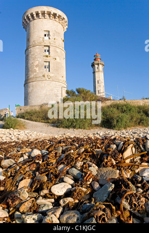 Frankreich, Charente Maritime, Re-Insel, Phare des Baleines (Wale Leuchtturm) Buit in 1854 und alte Turm im Jahre 1662 erbaut Stockfoto