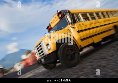 Sacatepequez Abteilung Schulbus, Antigua, Guatemala Stockfoto