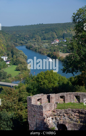 Deutschland, Wertheim. Sehen Sie in der Nähe von Zusammenfluss von Tauber & Mains vom Hügel Burgruine Hohenburg. Stockfoto