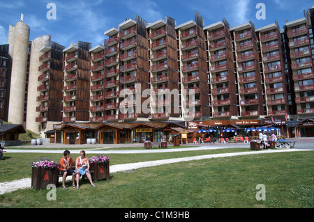 Dorf von Belle-Plagne in La Plagne, französischen Alpen im Sommer Stockfoto