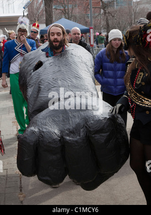 Frühlingsfest, bösen Geist von Le Nain Rouge aus Detroit zu verbannen Stockfoto