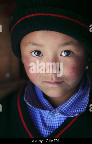 Nepali Schulkind in Nepal Himalaya Stockfoto