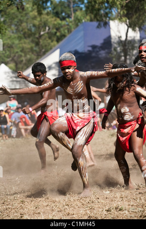 Einheimische Tänzer beim Laura Aboriginal Dance Festival. Laura, Queensland, Australien Stockfoto