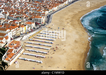 Portugal, Costa da Prata, der Strand von Nazare (Luftbild) Stockfoto