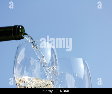 Wein in Strömen Stockfoto