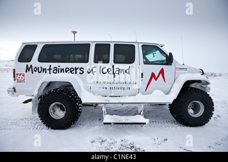 Modifizierte LKW für Abenteuerreisen, Island Stockfoto