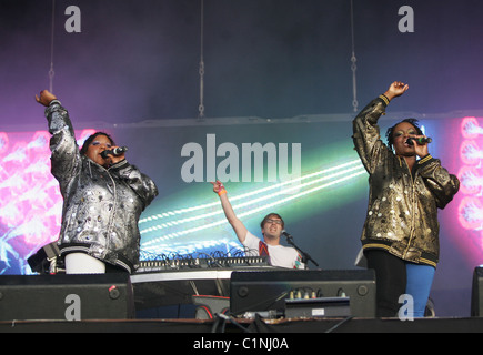 Basement Jaxx erklingt in der Wireless 2009 statt im Hyde Park - Tag 1 London, England - 04.07.09 obligatorisch Credit: Stockfoto