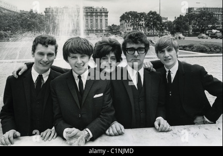 DIE Waben UK-pop-Gruppe im Jahr 1964 mit Honey Lantree. Foto Tony Gale Stockfoto