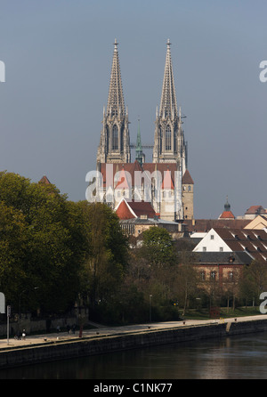 Regensburg, Dom St. Peter, Blick Über Die Donau von Osten Stockfoto