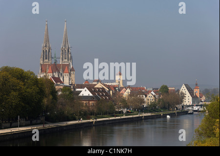 Regensburg, Dom St. Peter, Blick Über Die Donau von Osten Stockfoto