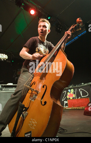 Mitglieder der Band Mystery Gang führen auf das Konzert in Budapest, Ungarn, 2010. Stockfoto