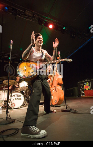 Mitglieder der Band Mystery Gang führen auf das Konzert in Budapest, Ungarn, 2010. Stockfoto