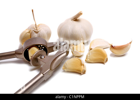 gesunde weiße Gemüse Knoblauch isoliert weiß auf Grund Stockfoto