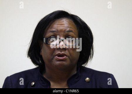 DIANE ABBOTT MP LABOUR-PARTEI. HACKNEY NORTH 26. September 2010 MANCHESTER Stadtzentrum von MANCHESTER ENGLAND Stockfoto