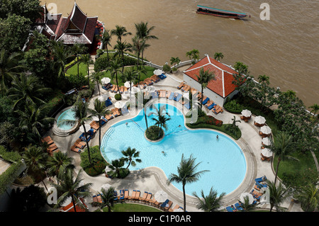 Thailand, Bangkok, Swimmingpool des Shangri-La Hotels Stockfoto