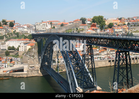 Dom Luis Brücke in Porto Stockfoto