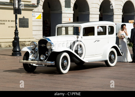 Altes Auto, Warschau, Polen, Europa Stockfoto