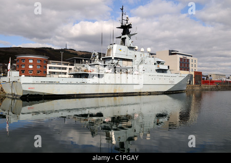 HMS Mersey - ein Fluss Klasse Fischerei, die Patrouille Schiff der Royal Navy in Swansea Marina Glamorgan Wales Cymru UK GB vor Anker Stockfoto