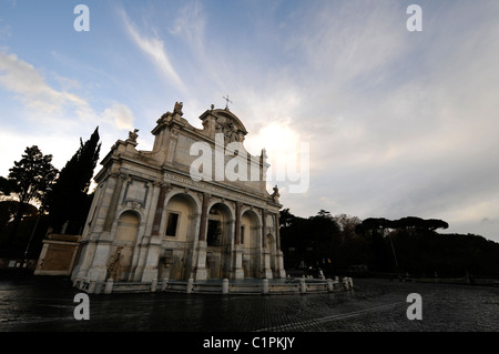 Fontana Acqua Paola in Rom bei Sonnenuntergang. Stockfoto