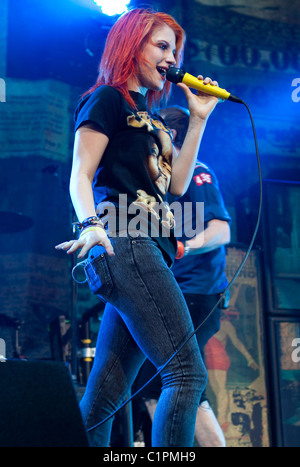 Hayley Williams von Paramore unterstützt keinen Zweifel an der ersten Midwest Bank Amphitheater Chicago, Illinois - 11.07.09 Stockfoto