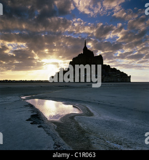 Sonnenuntergang über Abtei und Watten Stockfoto