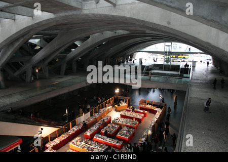 Buchhandlung, Bahnhof Oriente, Lissabon, Portugal Stockfoto