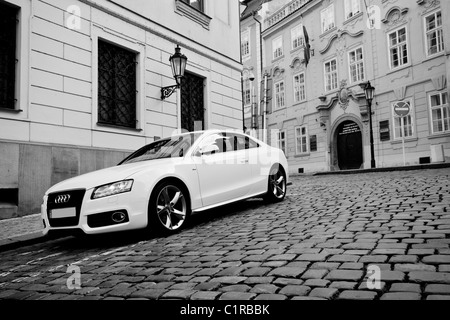 Audi A5 Coupé weißer Sportwagen Stockfoto