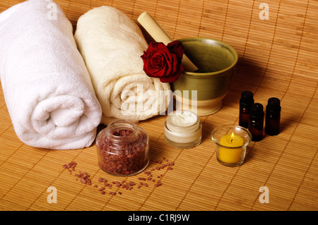 Day Spa Einstellung, verschiedene Wellness-Objekte Stockfoto
