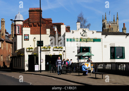 Silver Street Bridge und der Anchor Pub, Cambridge, England, Vereinigtes Königreich Stockfoto