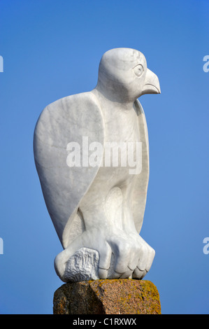 "Mythische südamerikanischen Vogel". Skulptur von Gordon Young. Tern-Projekt. Morecambe, Lancashire, England, Vereinigtes Königreich, Europa. Stockfoto