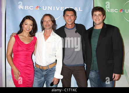 Ming-Na, Robert Carlyle, David blau und Lou Diamond Phillips die NBC TCA-Party im Langham Huntington Hotel & Spa- Stockfoto