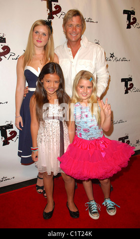 Christopher Atkins, Emily Grace Reaves, Sophie Texeira, Britney Bomann den 2009 Teen Choice Awards Pre-Party, Held auf Stufe 3 Stockfoto