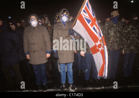 Die Mühen. 80er Jahre. Red Hand Commandos protestantischen Ulster Volunteer Force UVF paramilitärischen für 'Treffen loyalistischen Tag der Aktion "Newtownards 1981 HOMER SYKES Stockfoto