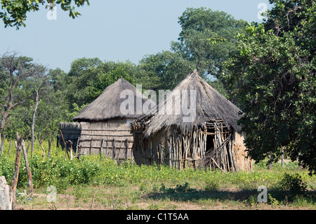 Dorf Hütten nahe Tsodilo Hills, botswana Stockfoto