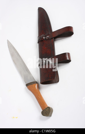 Die Wikinger Scramasax Dolch, eine Waffe und Werkzeug von Sachsen und Wikinger zwischen dem 4. und 10. Jahrhundert durchgeführt. Stockfoto