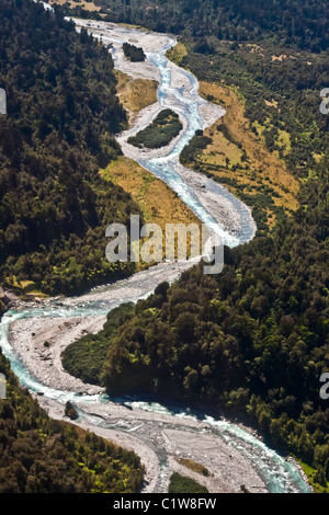 Luftaufnahme von Cook River. Südalpen, West Coast, Südinsel, Neuseeland. Stockfoto