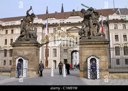 Toren der Prager Burg in Prag, Tschechische Republik Stockfoto