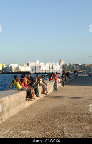 Blick entlang der Malecon Havanna-Kuba Stockfoto