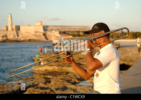 Blick entlang der Malecon Havanna-Kuba Stockfoto